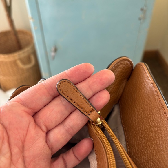 Michael Kors Hamilton Satchel | Luggage Brown Leather Bag - Picture 14 of 14